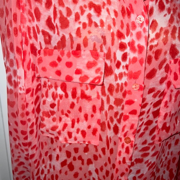 A.N.A. Womens Shirt size L Pink red leopard Long Sleeve Pockets Lightweight - Picture 3 of 10